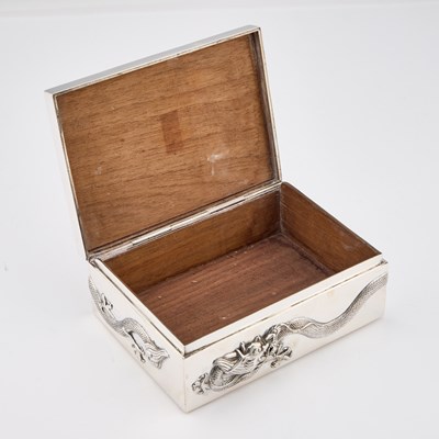 Lot 289 - A CHINESE SILVER CIGAR BOX
