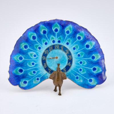 Lot 316 - AN EARLY 20TH CENTURY SWISS SILVER AND ENAMEL STRUT CLOCK