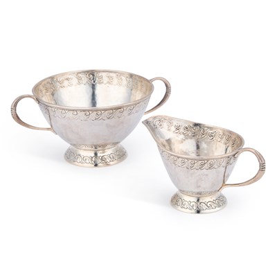 Lot A GEORGE VI SILVER CREAM JUG AND SUGAR BOWL
