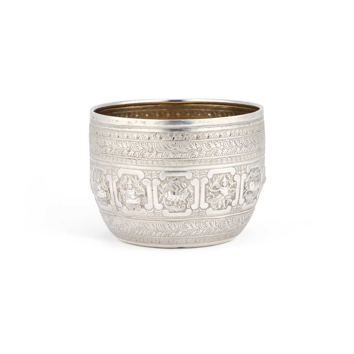 Lot 526 - A VICTORIAN SILVER 'BURMESE' BOWL