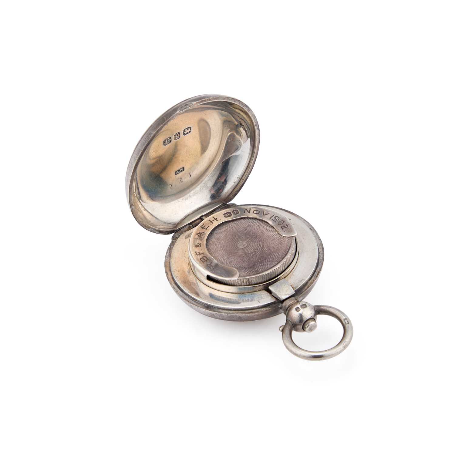 Lot 480 - A VICTORIAN SILVER SOVEREIGN CASE