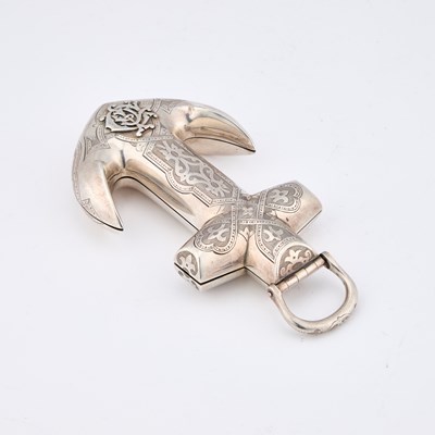 Lot 521 - A VICTORIAN SILVER NOVELTY CASE OR ETUI