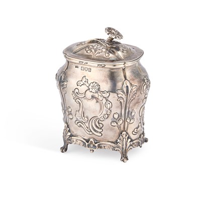 Lot 493 - A VICTORIAN SILVER TEA CADDY