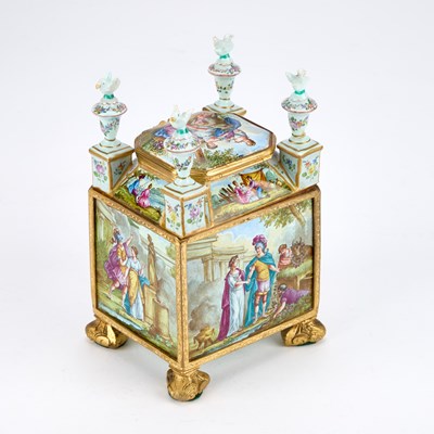 Lot 738 - A CONTINENTAL ENAMEL TABLE CABINET