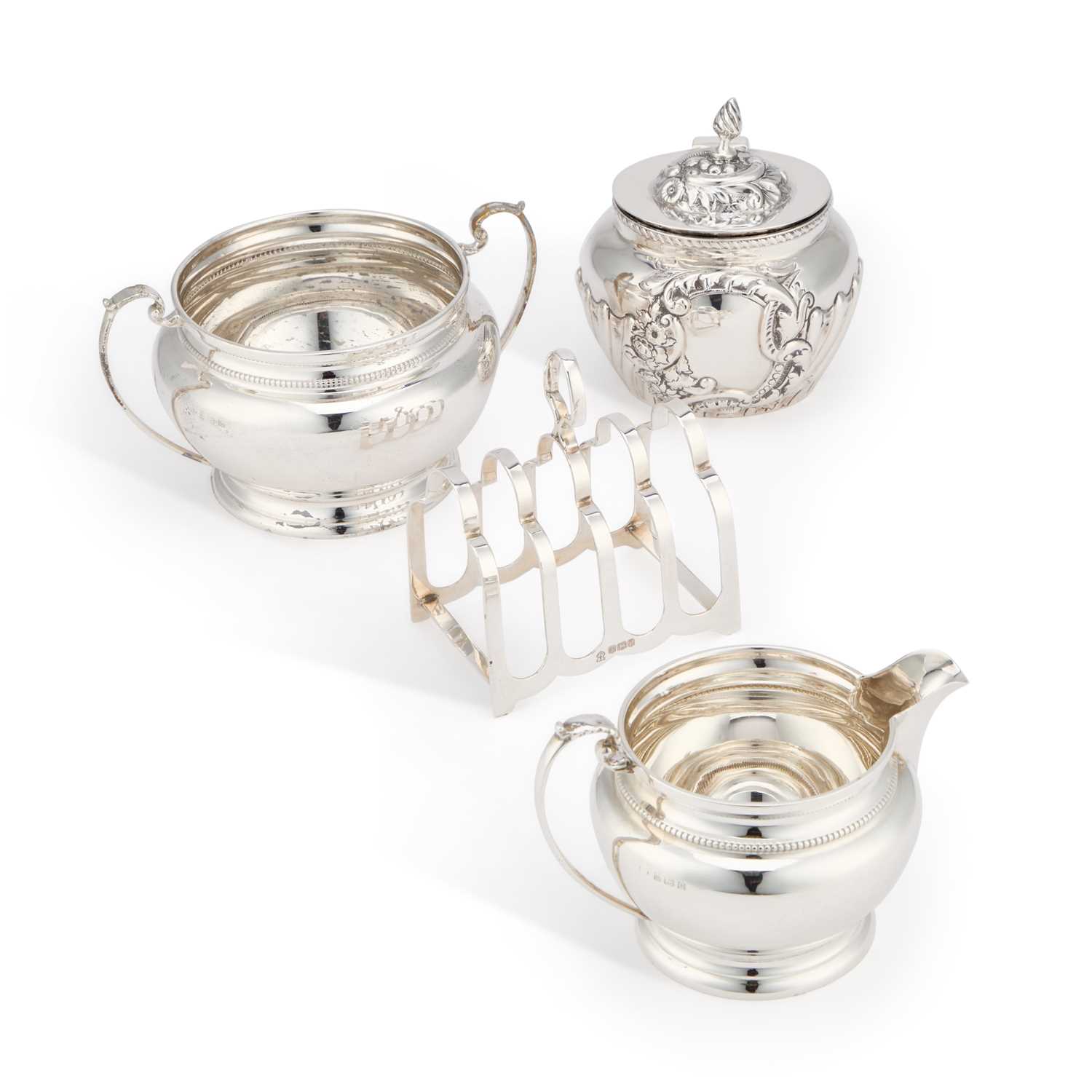 Lot A GROUP OF SILVER