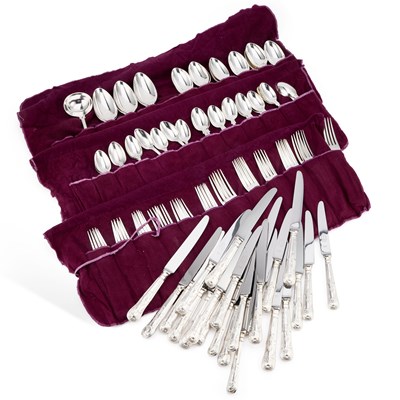 Lot 370 - A VICTORIAN SILVER KING’S PATTERN TABLE SERVICE OF FLATWARE