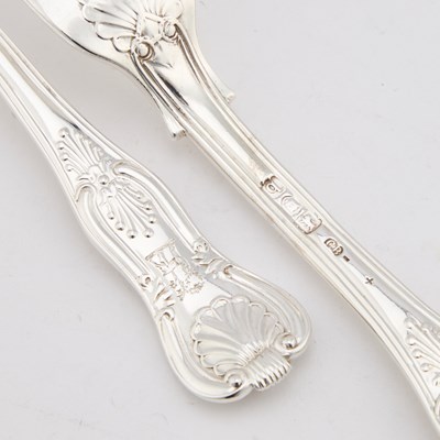 Lot 370 - A VICTORIAN SILVER KING’S PATTERN TABLE SERVICE OF FLATWARE