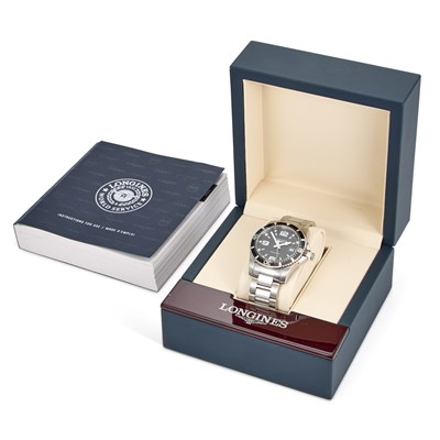 Lot 604 - A GENTS STEEL LONGINES HYDROCONQUEST DIVERS BRACELET WATCH