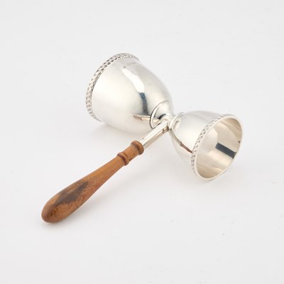 Lot 412 - AN ELIZABETH II SILVER JIGGER