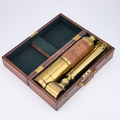 Lot 791 - A 19TH CENTURY BRASS FIVE-DRAWER TELESCOPE
