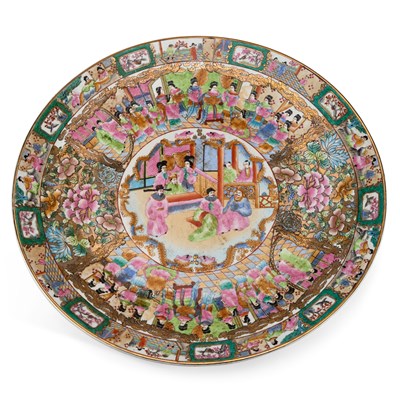 Lot A LARGE CHINESE FAMILLE ROSE PORCELAIN CHARGER