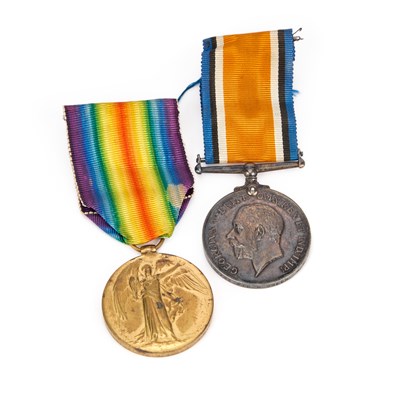 Lot A FIRST WORLD WAR MEDAL PAIR