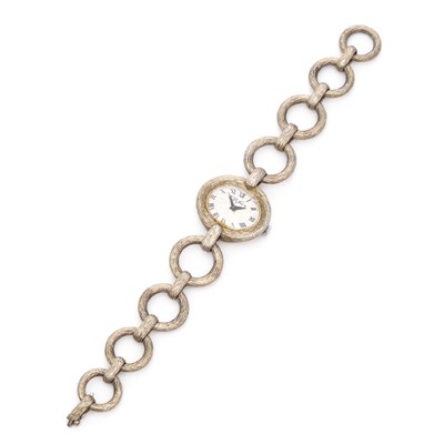 Lot 616 - A LADY'S SILVER ROY KING BRACELET WATCH