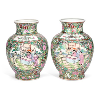 Lot A PAIR OF CHINESE FAMILLE ROSE PORCELAIN VASES