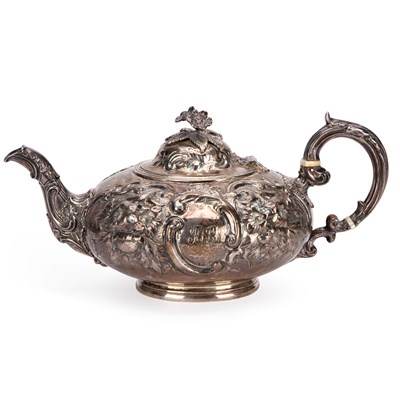 Lot A VICTORIAN SILVER TEAPOT