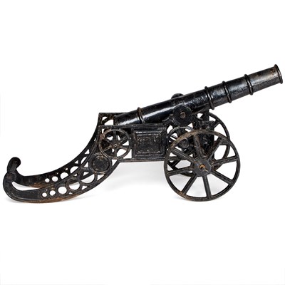 Lot 289 - A LARGE CAST IRON GARDEN MODEL CANNON
