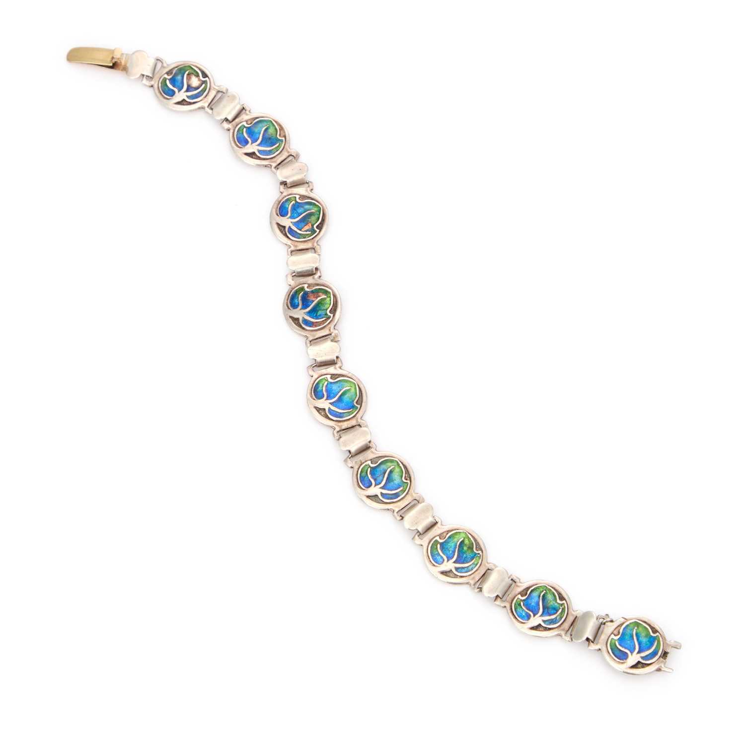 Lot 754 - AN ARTS AND CRAFTS SILVER AND ENAMEL PANEL BRACELET