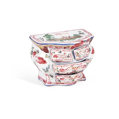 Lot A FRENCH FAIENCE MINIATURE COMMODE