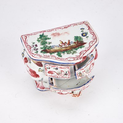 Lot 68 - A FRENCH FAIENCE MINIATURE COMMODE