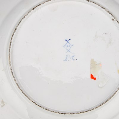 Lot 154 - A SÈVRES STYLE PORCELAIN PLATE