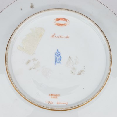 Lot 105 - A DRESDEN PORCELAIN PLATE
