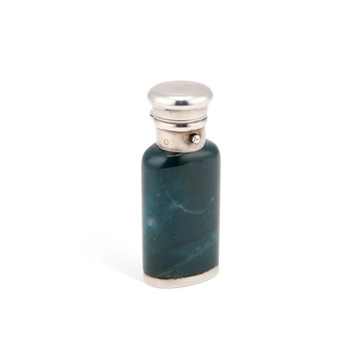 Lot A VICTORIAN SILVER-MOUNTED BLOODSTONE SCENT BOTTLE