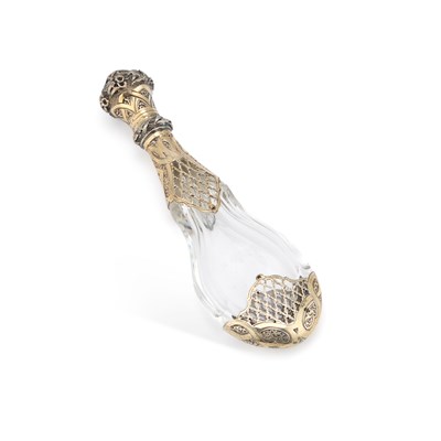 Lot 747 - A 19TH CENTURY FRENCH SILVER-MOUNTED GLASS SCENT BOTTLE
