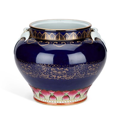 Lot 177 - A LARGE CHINESE BLUE-GLAZED PORCELAIN JARDINIÈRE