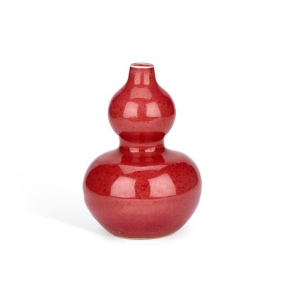 Lot 159 - A CHINESE RED-GLAZED PORCELAIN DOUBLE-GOURD VASE