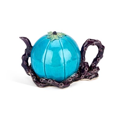 Lot 188 - A CHINESE PORCELAIN TEAPOT