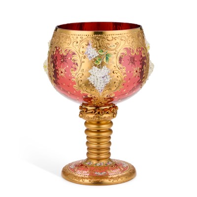 Lot 89 - A LARGE VENETIAN GLASS PEDESTAL BOWL