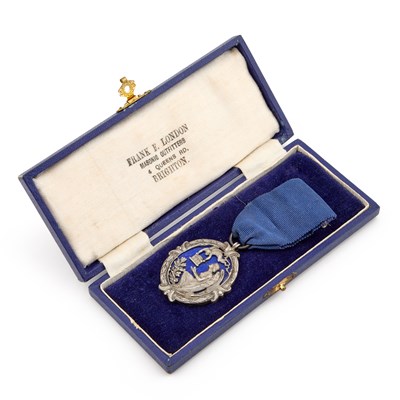 Lot 6 - A SILVER AND ENAMEL MASONIC MEMORIAL FUND SPECIAL COLLECTOR'S JEWEL