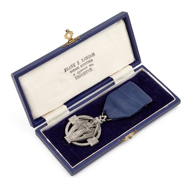 Lot 13 - A SILVER MASONIC 1914-18 HALLSTONE JEWEL