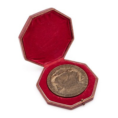 Lot 19 - A LARGE BRONZE PONTE SALAZAR LISBOA 1966 MEDAL