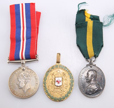 Lot 355 - A TRIO OF MEDALS, 20TH CENTURY