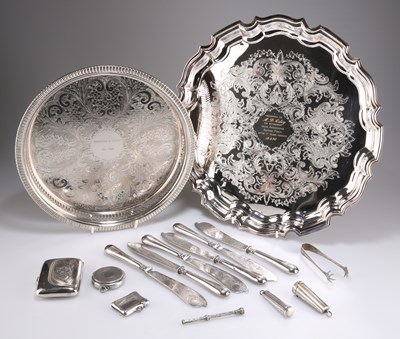 Lot 1109 - A MIXED LOT OF SILVER AND PLATE