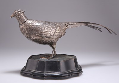 Lot 1074 - AN EARLY 20TH CENTURY GERMAN SILVER TABLE MODEL OF A COCK PHEASANT