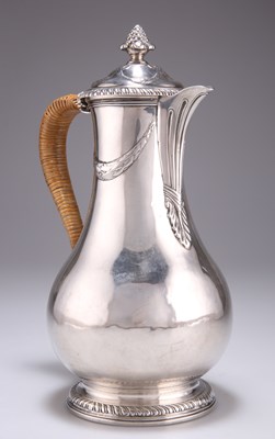 Lot 1282 - A GEORGE III SILVER HOT WATER JUG