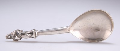 Lot 1064 - A CONTINENTAL SILVER SPOON