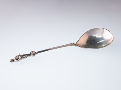 Lot 1054 - A CONTINENTAL SILVER SPOON