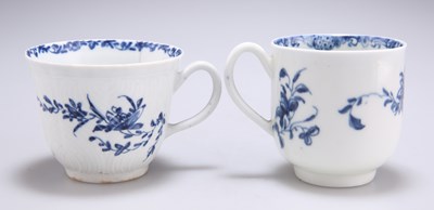 Lot 48 - TWO 18TH CENTURY WORCESTER BLUE AND WHITE CUPS