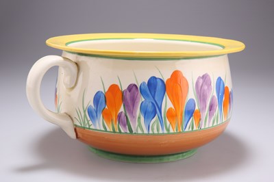 Lot 114 - A CLARICE CLIFF BIZARRE CROCUS PATTERN CHAMBER POT