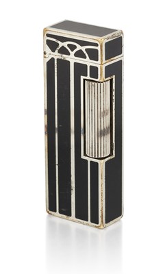 Lot 2100 - A DUNHILL ROLLAGAS ENAMELLED CIGARETTE LIGHTER