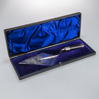 Lot 1006 - A VICTORIAN SILVER-PLATED PRESENTATION TROWEL