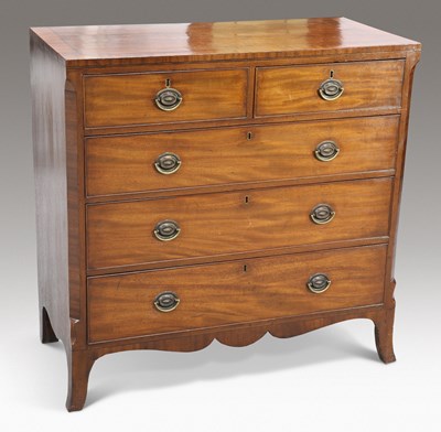 Lot 426 - A REGENCY MAHOGANY CHEST OF DRAWERS