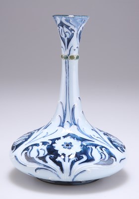 Lot 121 - WILLIAM MOORCROFT, A FLORIAN WARE FORGET-ME-NOT VASE