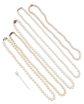 Lot 1536 - A GROUP OF CULTURED PEARL JEWELLERY