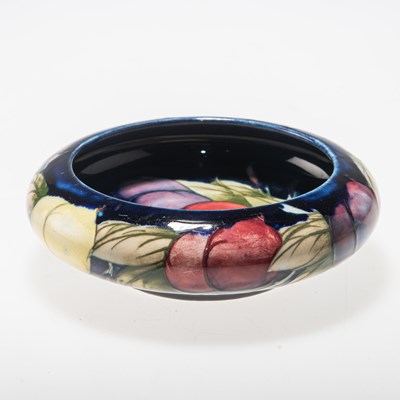 Lot 162 - WILLIAM MOORCROFT, A PLUM WISTERIA BOWL