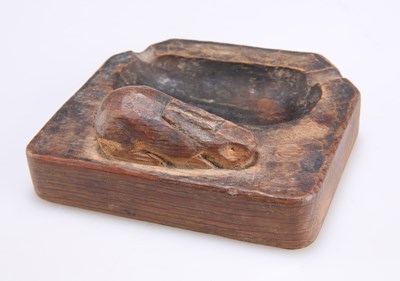 Lot 529 - PETER HEAP, A RABBITMAN OAK ASHTRAY