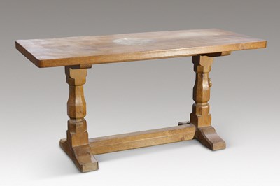 Lot 522 - ROBERT THOMPSON OF KILBURN, A MOUSEMAN OAK COFFEE TABLE